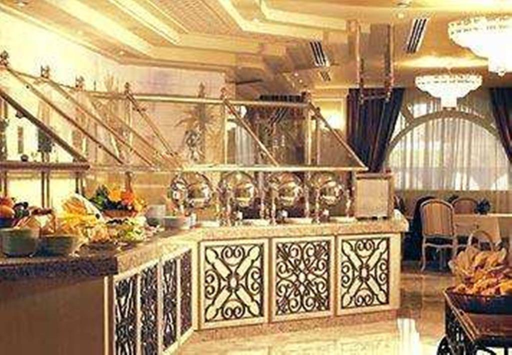 Madinah Marriott Hotel Медина Екстериор снимка